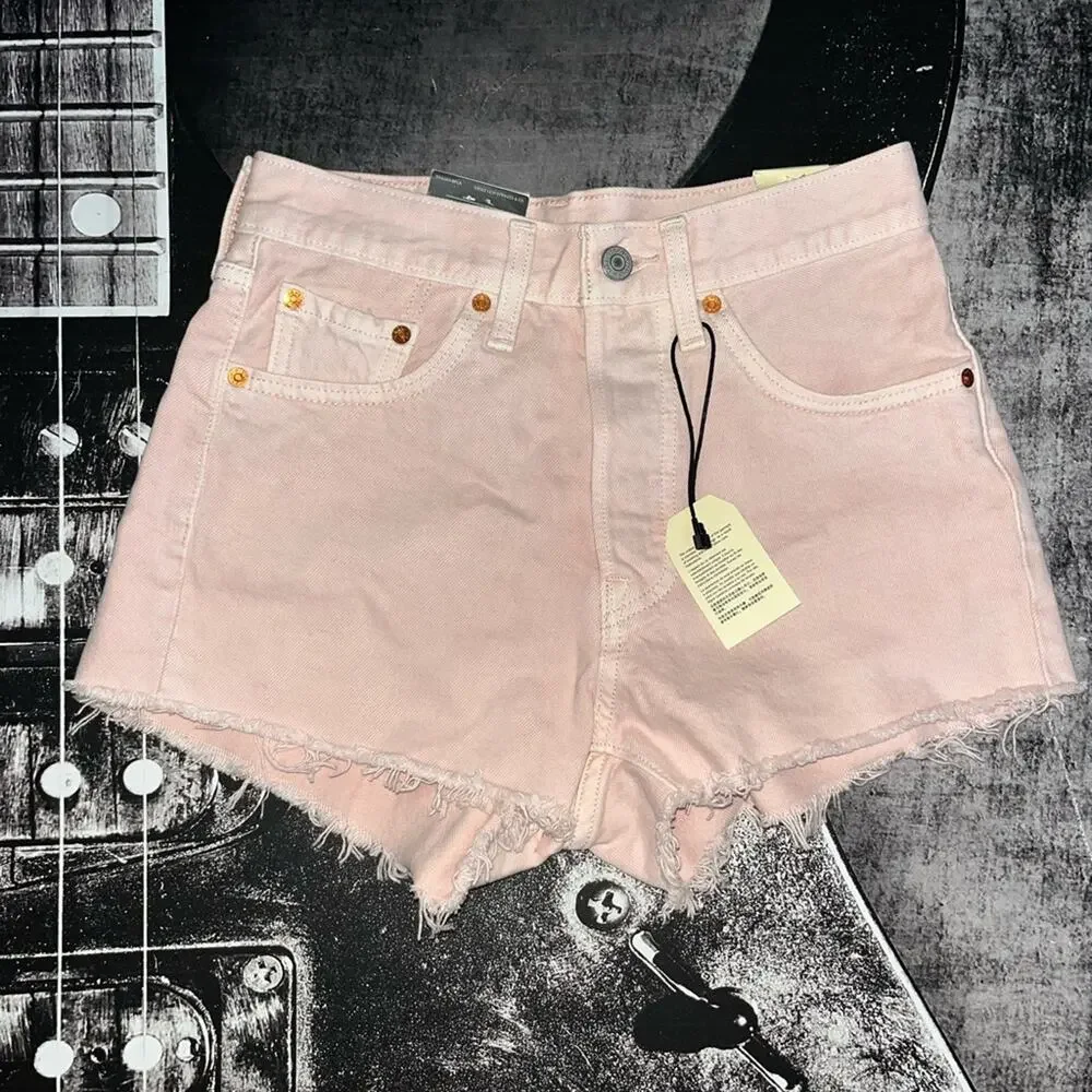 NWT Levi’s 501 Shorts